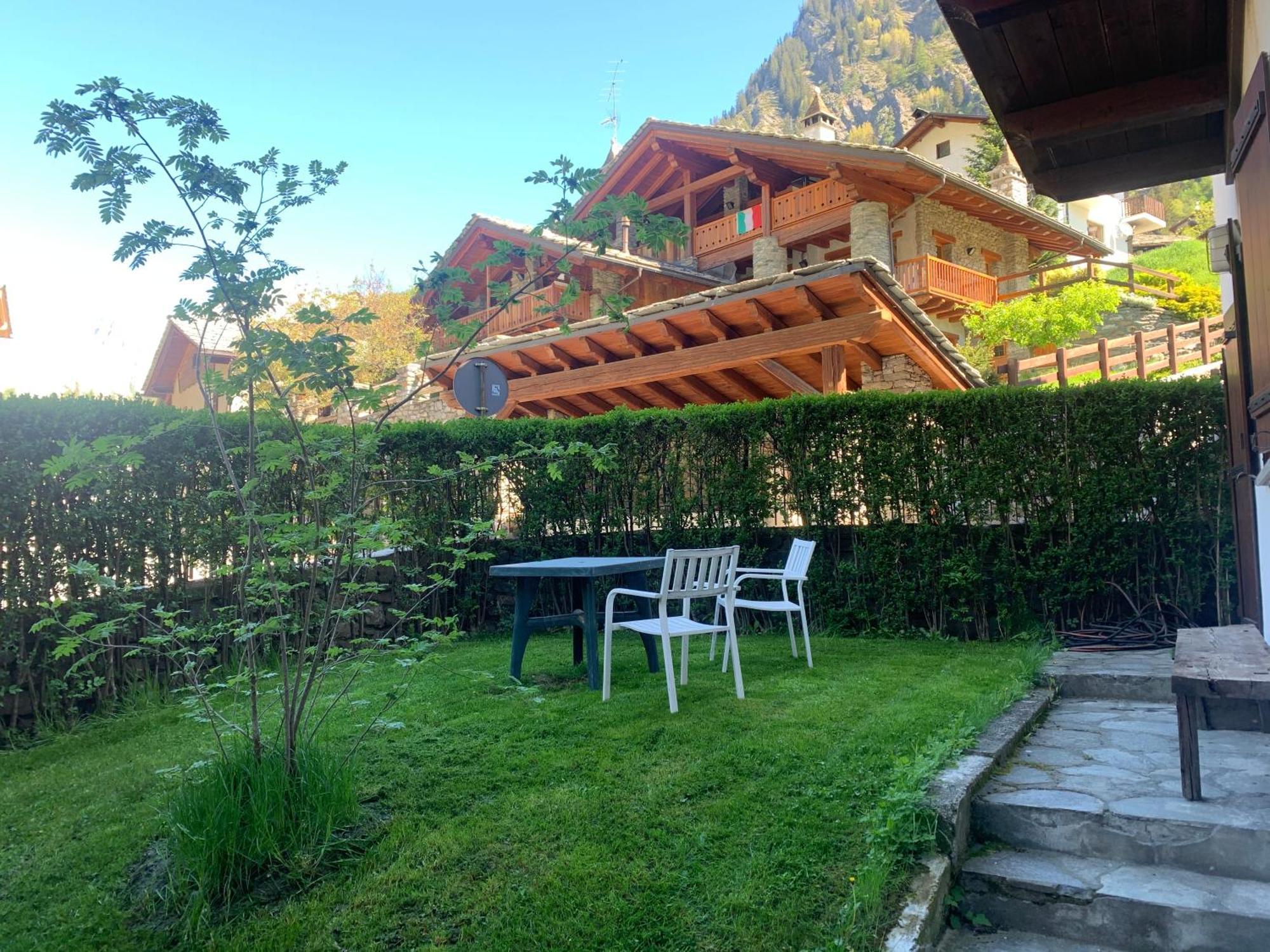 Apartamento Hameau De Jadis Pré-Saint-Didier Exterior foto