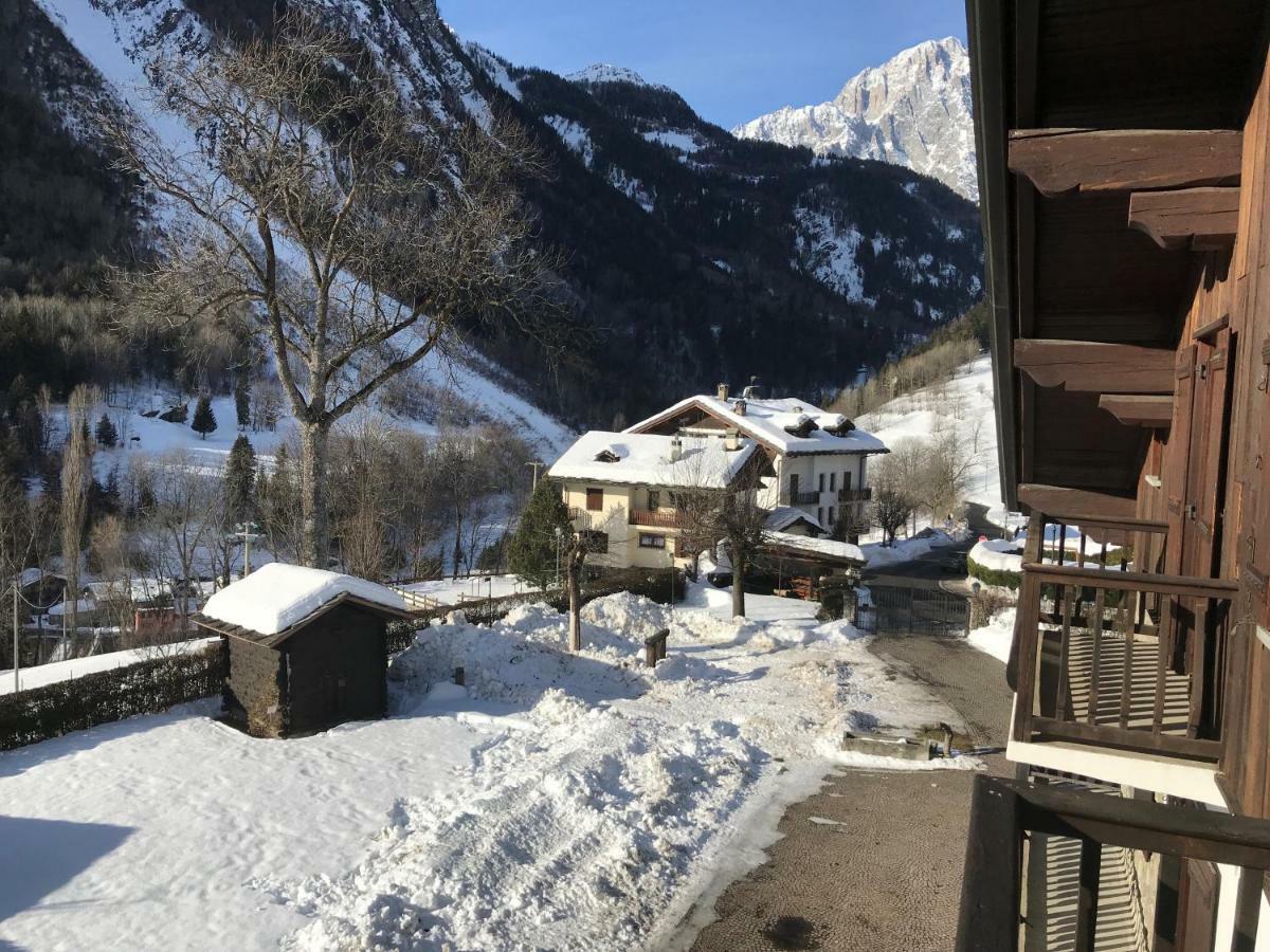 Apartamento Hameau De Jadis Pré-Saint-Didier Exterior foto