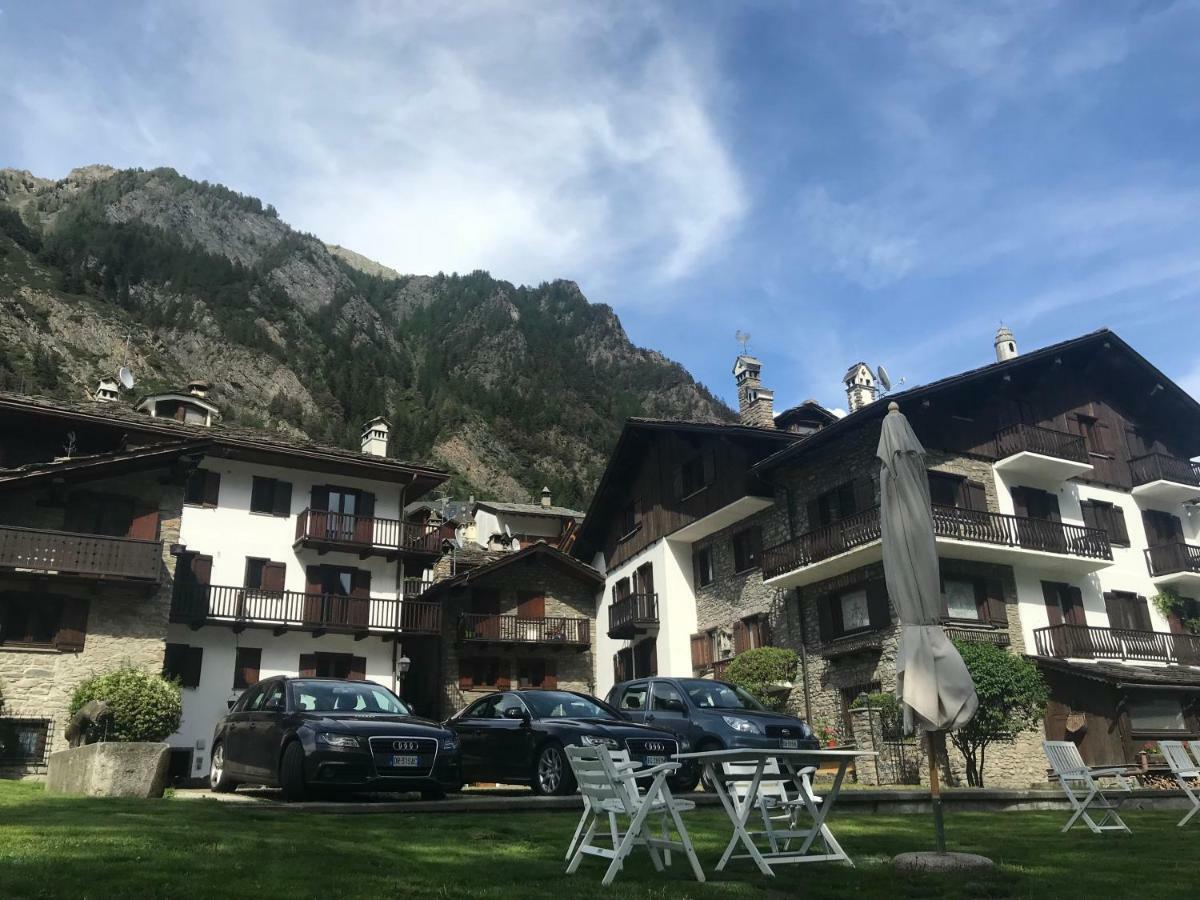 Apartamento Hameau De Jadis Pré-Saint-Didier Exterior foto